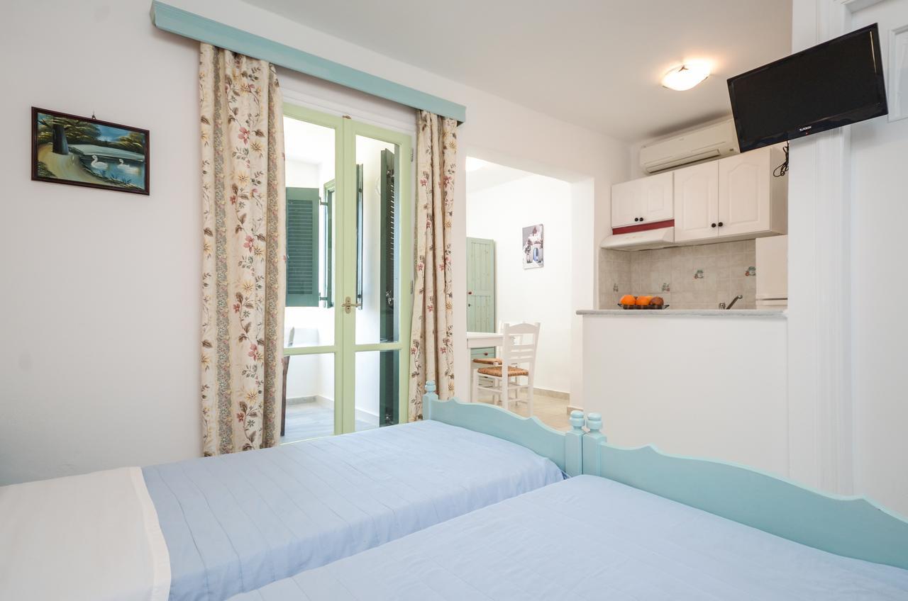Sunday Studios Agia Anna  Esterno foto